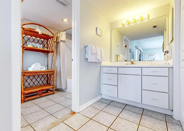 Ocean House Ii 2806